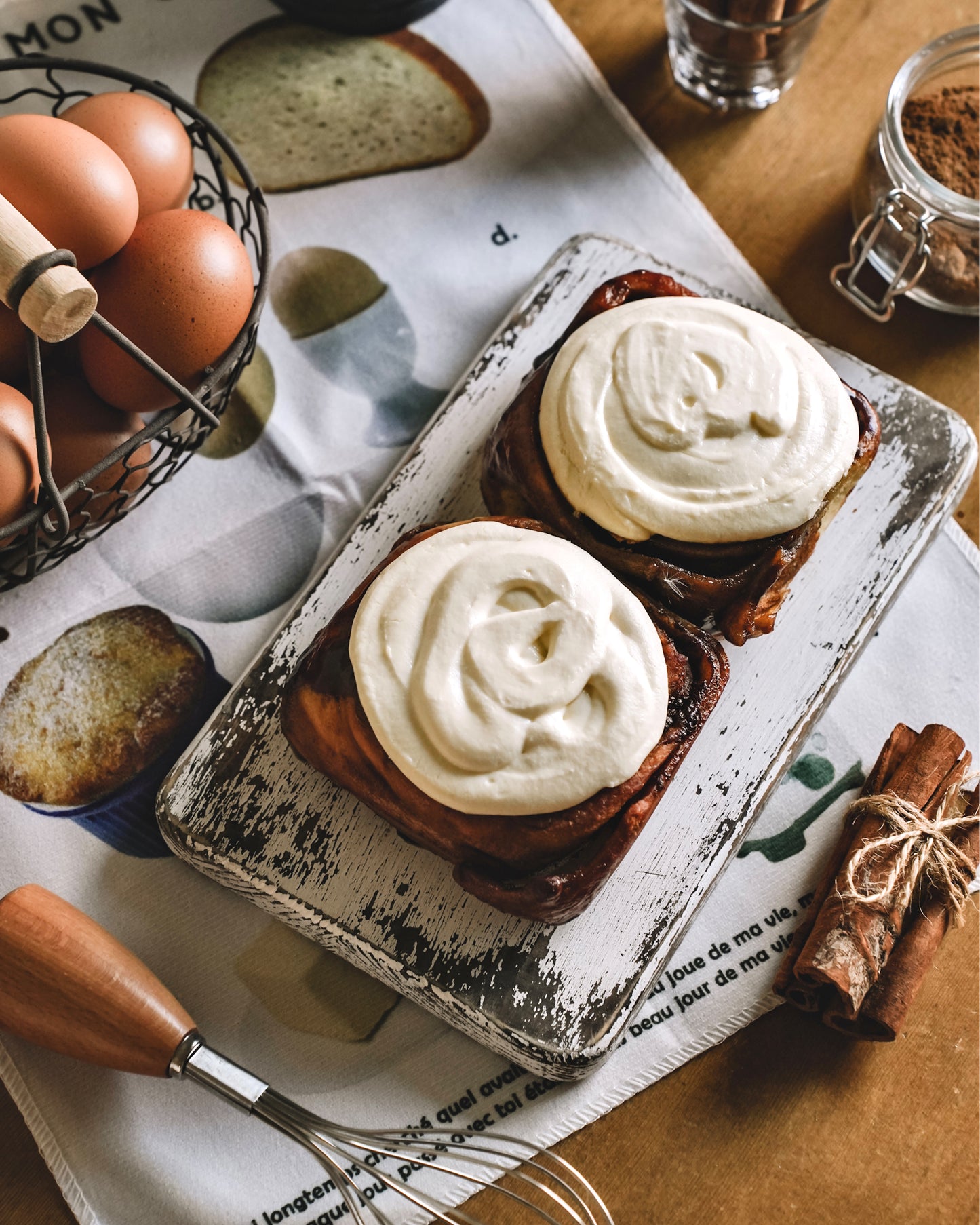 經典美式乳霜肉桂捲 Old Fashion Cinnamon Roll w/ Cream Frosting